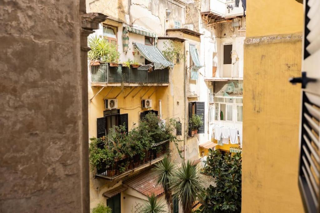 Apartamento La Casa Del Principe A Colori Nápoles Exterior foto